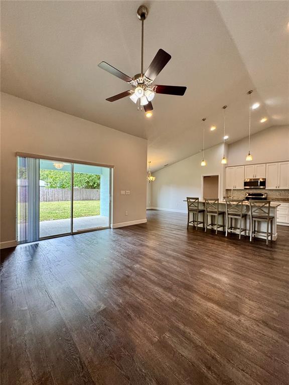 535 HOLLOWAY SHORES DRIVE, LAKELAND, FL — photo 3 of 23