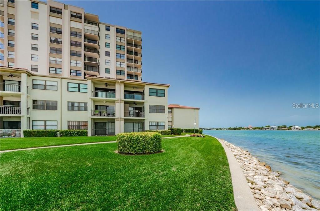 6265 SUN BOULEVARD UNIT 805, ST PETERSBURG, FL — photo 4 of 34