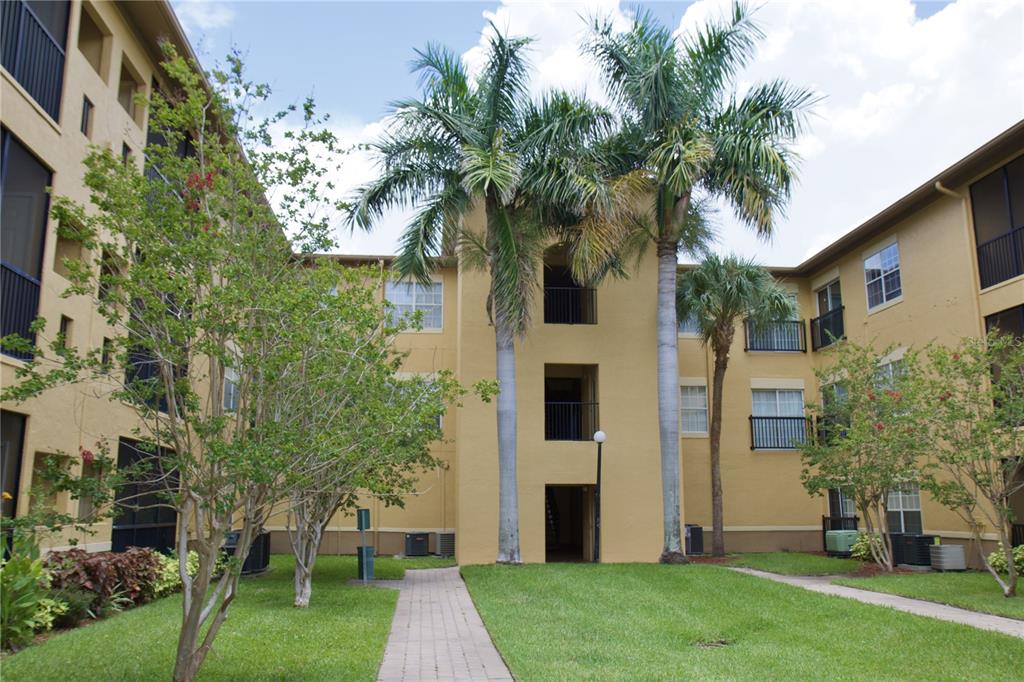 4323 BAYSIDE VILLAGE DRIVE UNIT 306