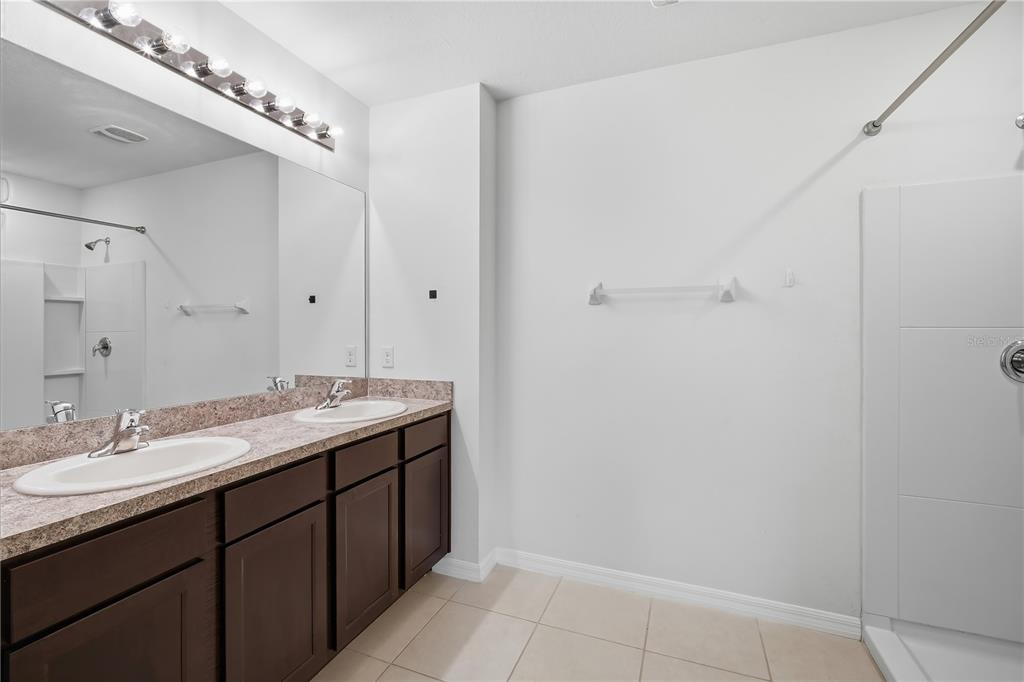 11154 LELAND GROVES DRIVE, RIVERVIEW, FL — photo 4 of 25