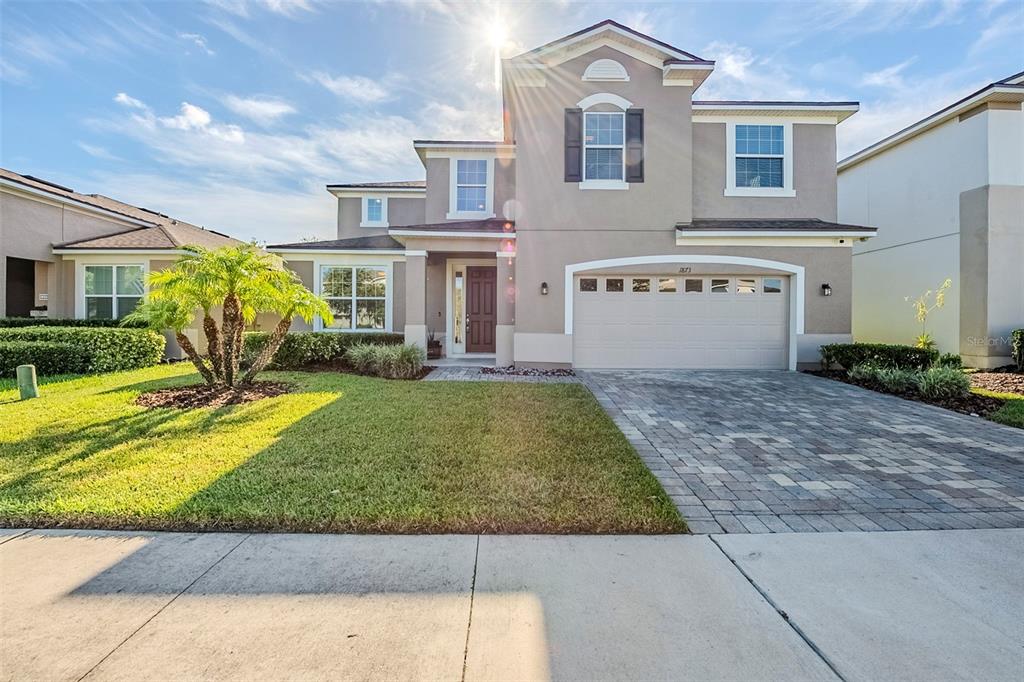 1873 DONAHUE DR