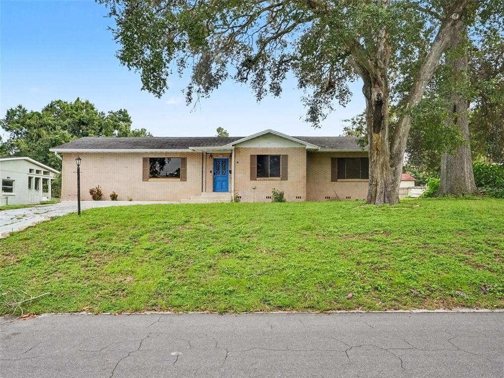 513 PALENCIA PLACE