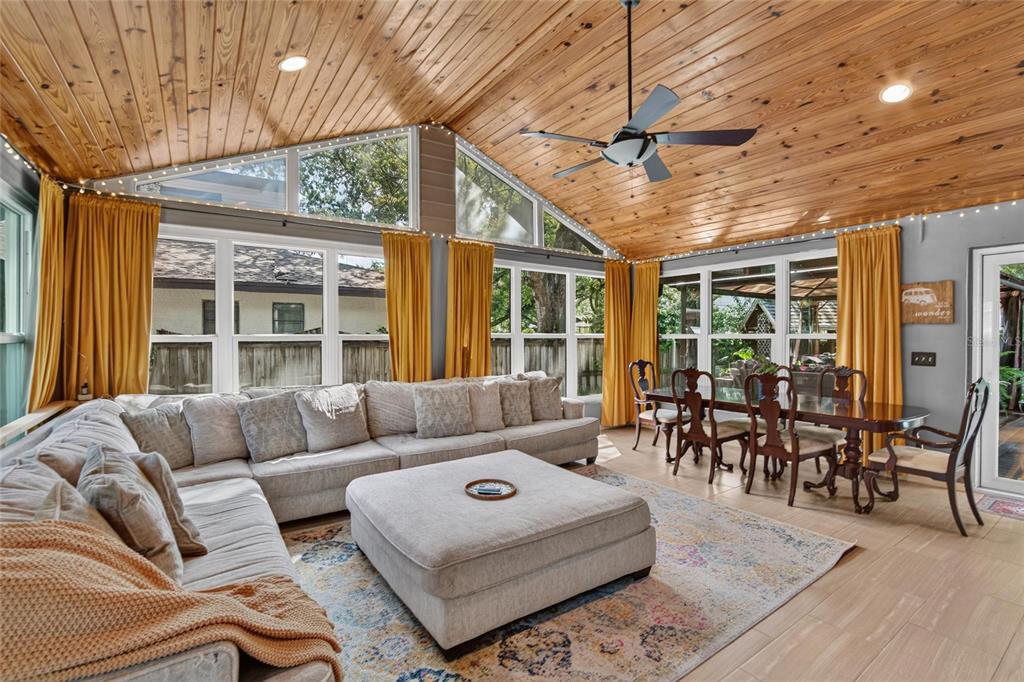 3721 VILLAGE ESTATES PLACE, TAMPA, FL — photo 3 of 34
