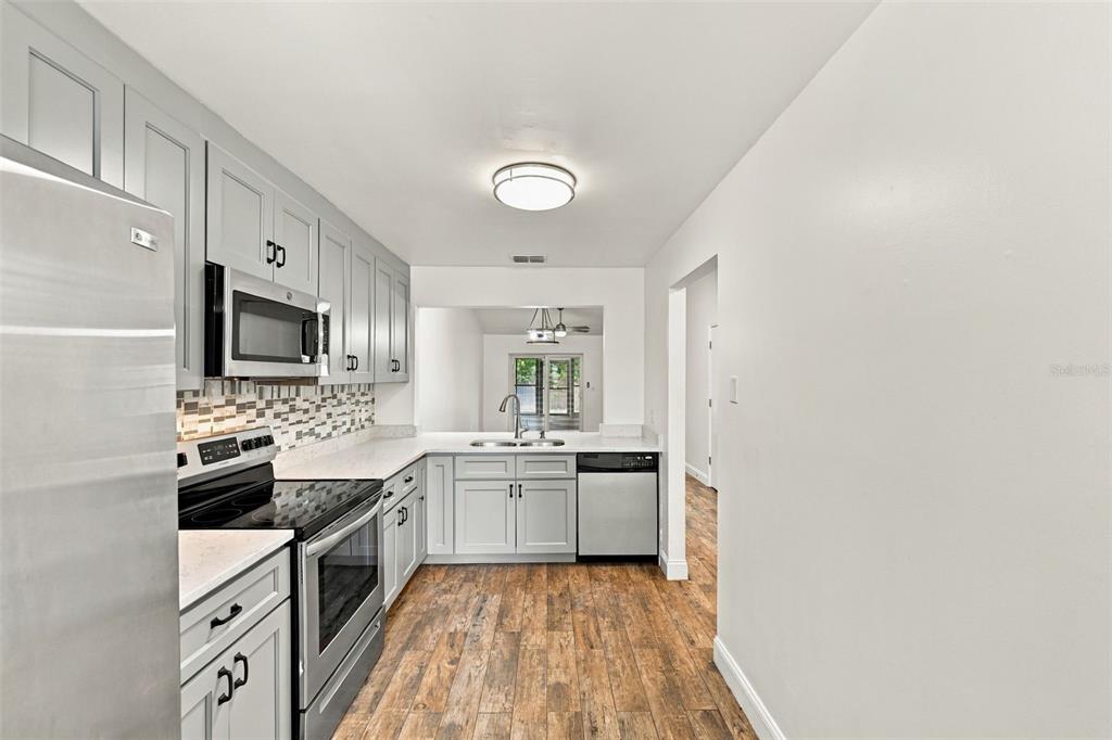 271 HILL STREET UNIT 271, CASSELBERRY, FL — photo 5 of 14