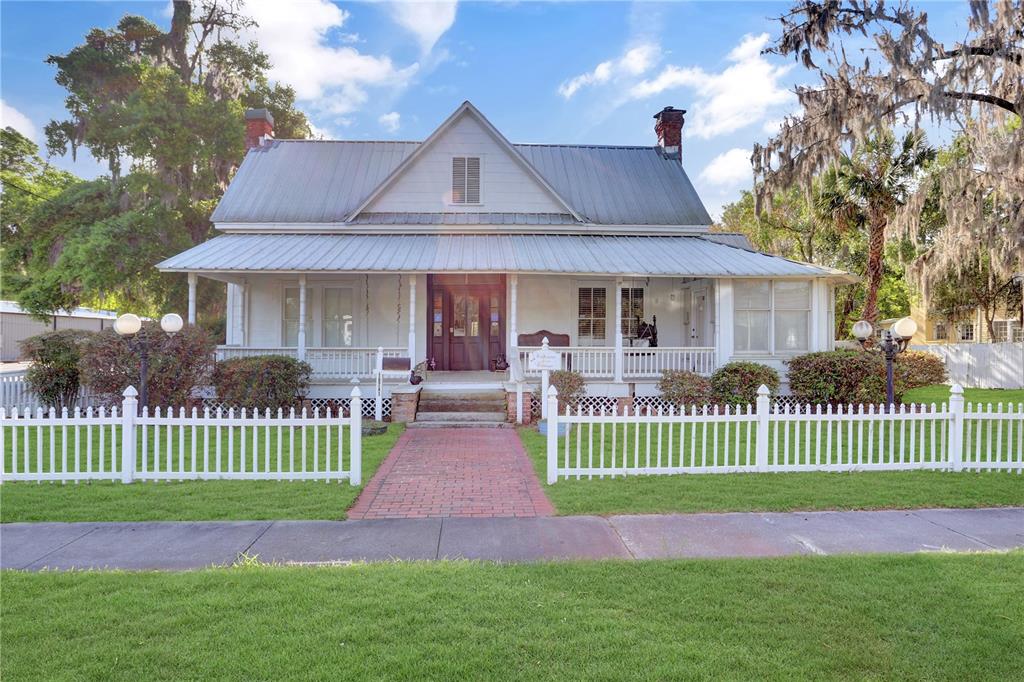 18741 HIGH SPRINGS MAIN STREET