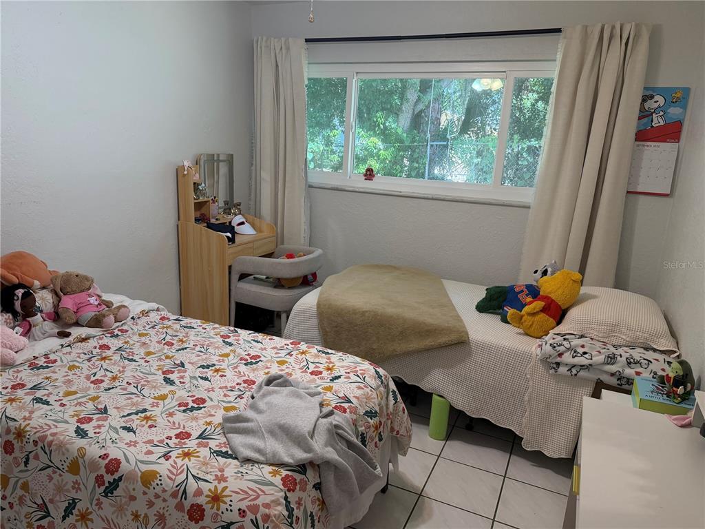 420 MAPLE WAY, SAFETY HARBOR, FL — photo 5 of 8