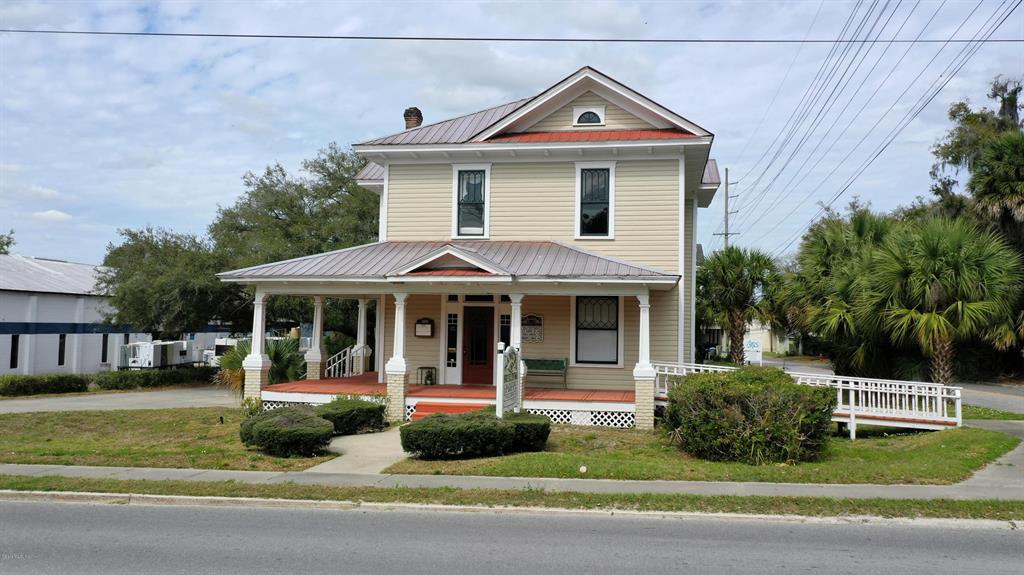 151 SE 8TH STREET