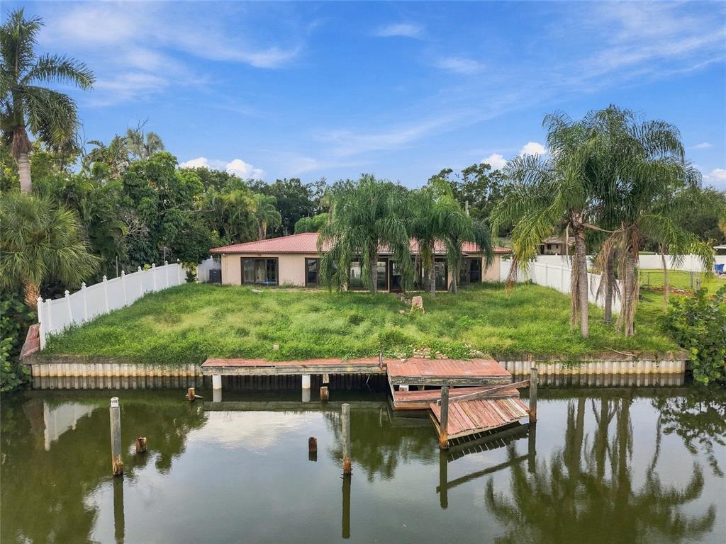 3945 E EDEN ROC CIRCLE, TAMPA, FL — photo 2 of 20