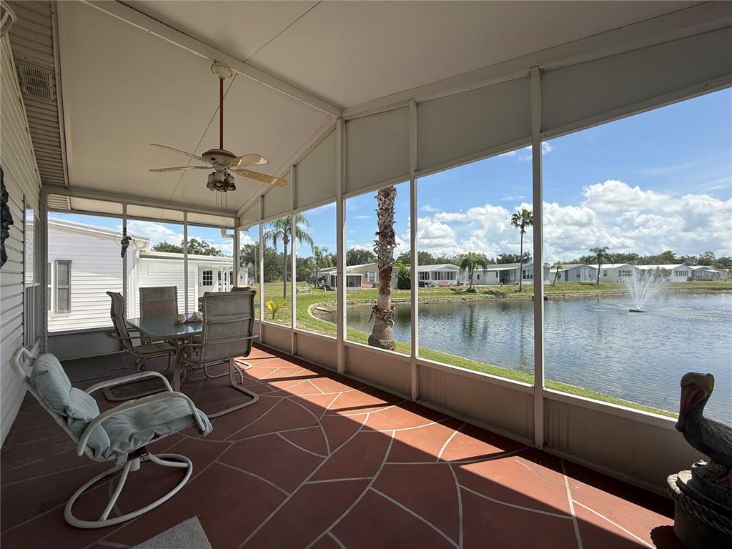 103 SAINT GEORGE COURT, APOLLO BEACH, FL — photo 3 of 30