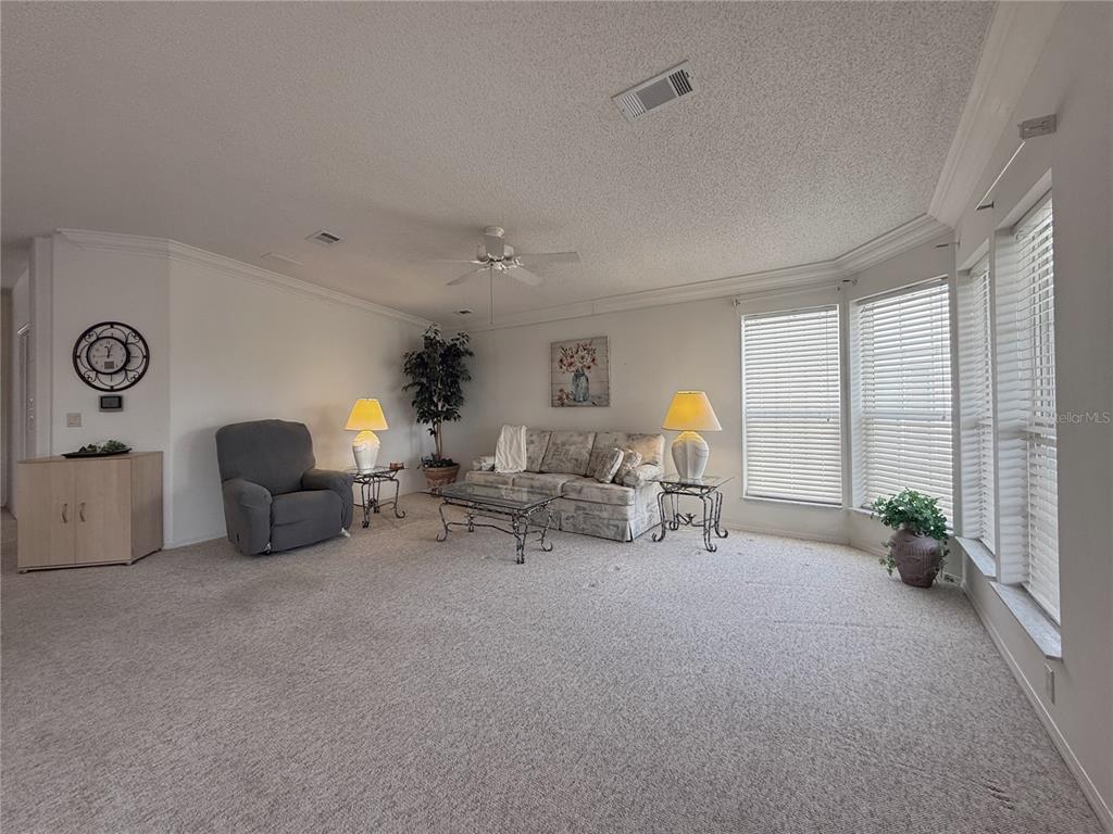 103 SAINT GEORGE COURT, APOLLO BEACH, FL — photo 4 of 30