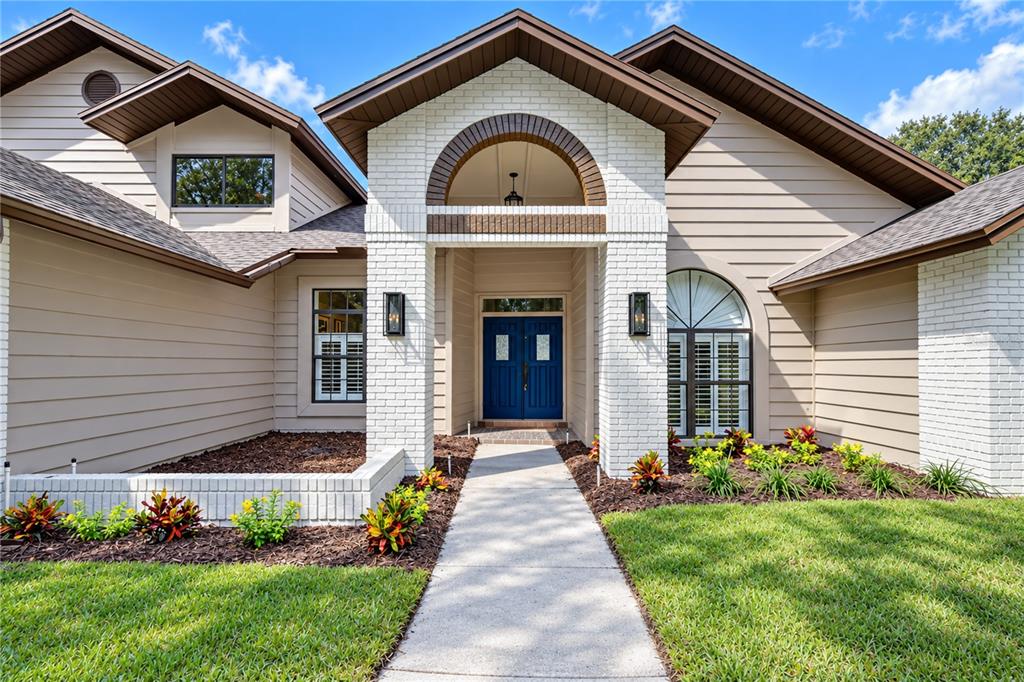 806 SANDRINGHAM LANE, LUTZ, FL — photo 2 of 30