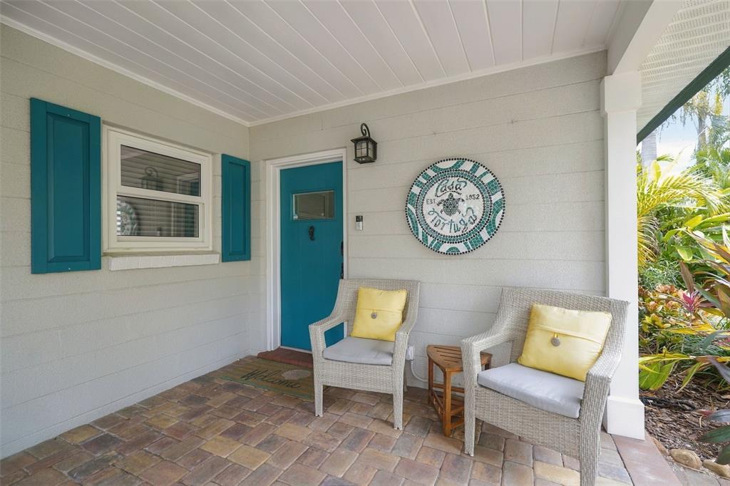 2174 BOUGAINVILLEA STREET, SARASOTA, FL — photo 4 of 30