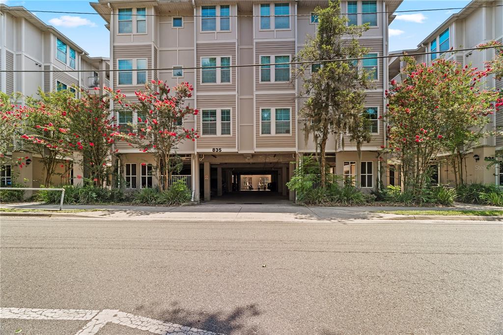 835 SW 9TH STREET UNIT 101