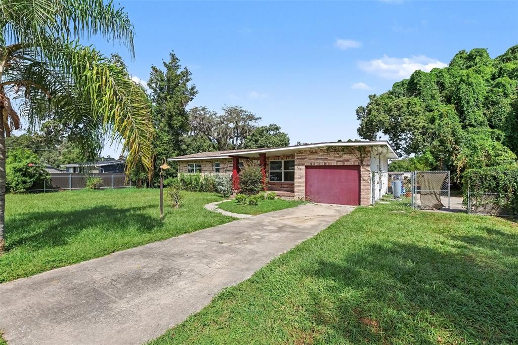 404 E MORGAN STREET, BRANDON, FL — photo 3 of 27