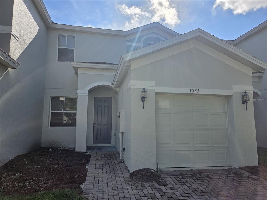 1055 LA MIRADA COURT