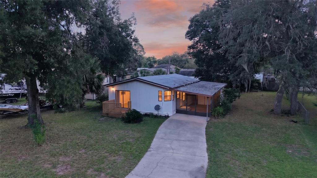 2185 SE 173RD AVENUE, SILVER SPRINGS, FL — photo 3 of 30