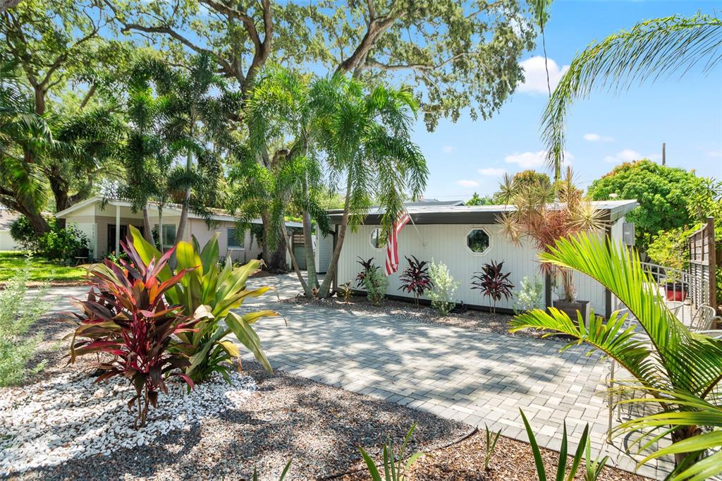 3004 W BAY VILLA AVENUE, TAMPA, FL — photo 3 of 30