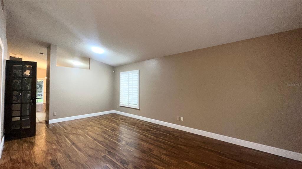 8636 FORT JEFFERSON BOULEVARD, ORLANDO, FL — photo 4 of 40