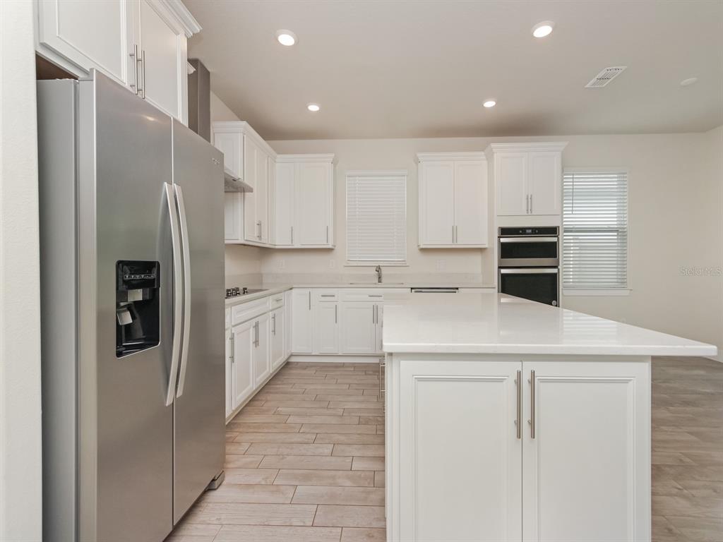 9715 BROWN BURROW STREET, ORLANDO, FL — photo 4 of 46