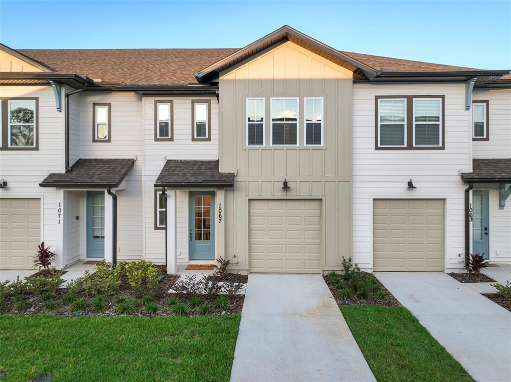 1067 PLANTATION LANE