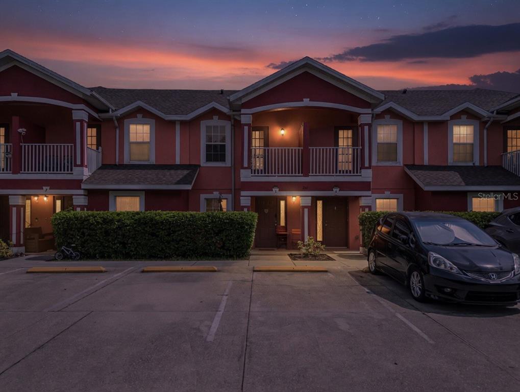 261 AUTUMN LANE UNIT 3