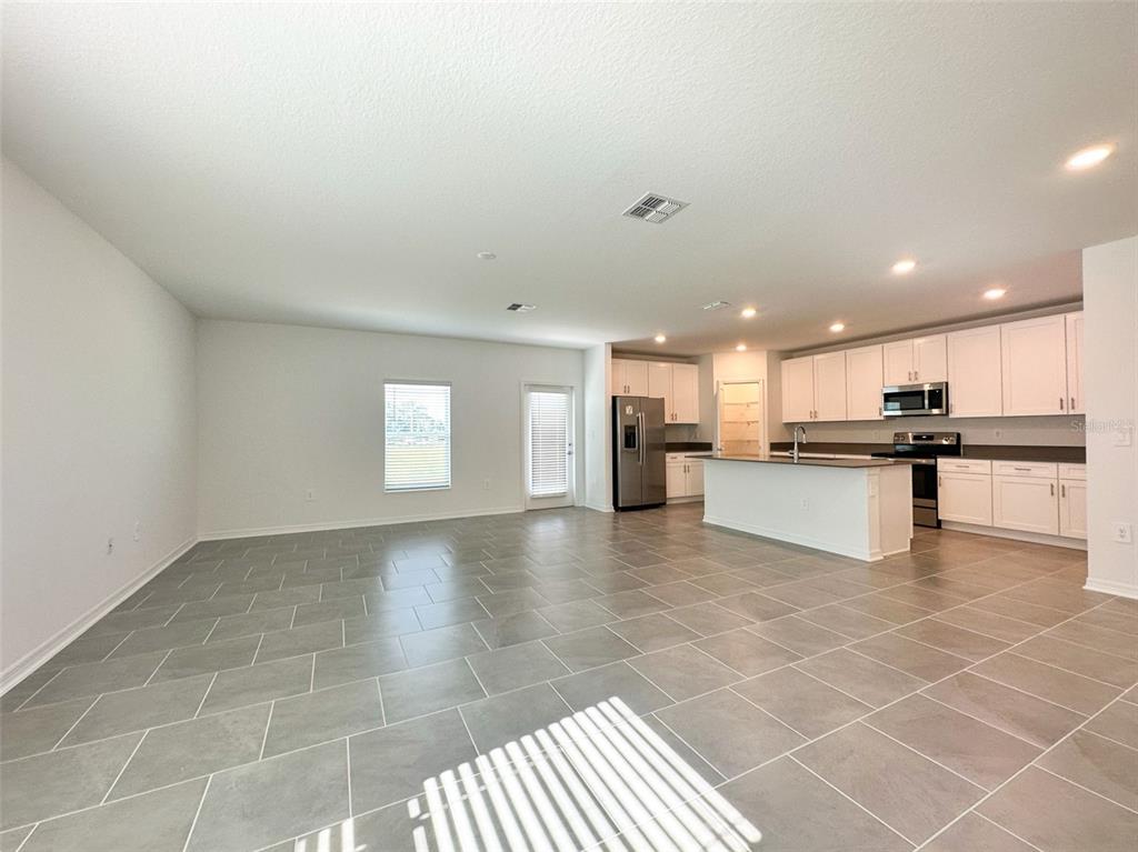 676 GROVE STREET, WINTER HAVEN, FL — photo 5 of 24
