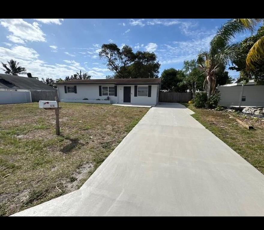 416 SW 7TH COURT