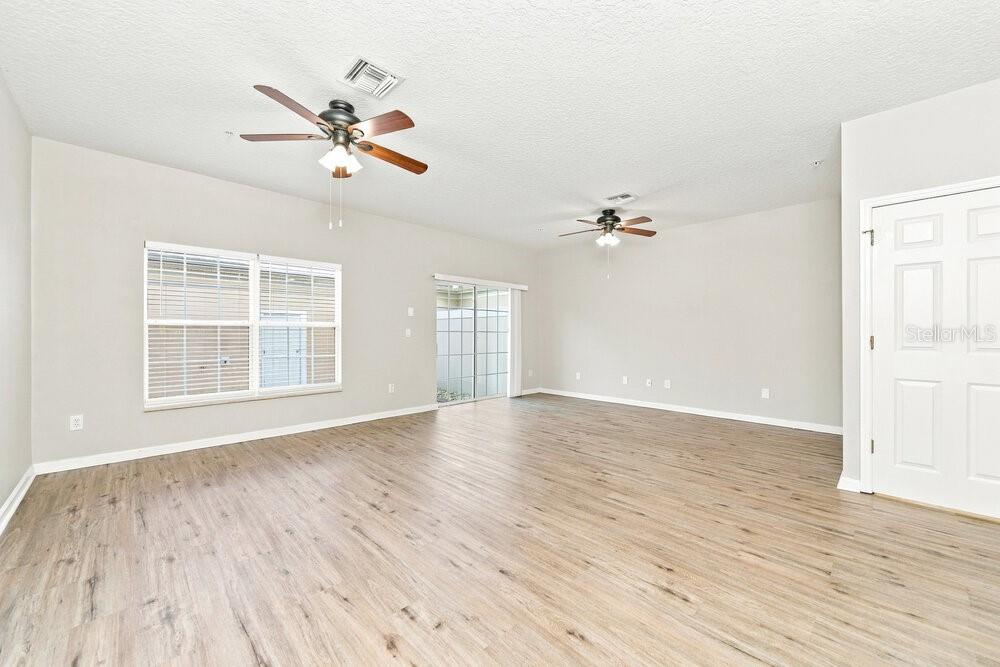 8749 SILK BAY PLACE, ORLANDO, FL — photo 4 of 17