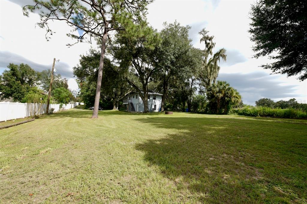 10210 DAVIS ROAD, TAMPA, FL — photo 3 of 30