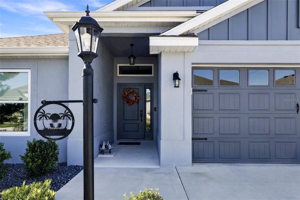 614 LAKE CREEK CIRCLE, THE VILLAGES, FL — photo 3 of 57