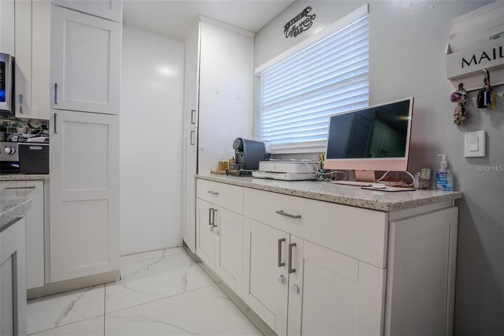 6480 34TH TERRACE N, ST PETERSBURG, FL — photo 4 of 10