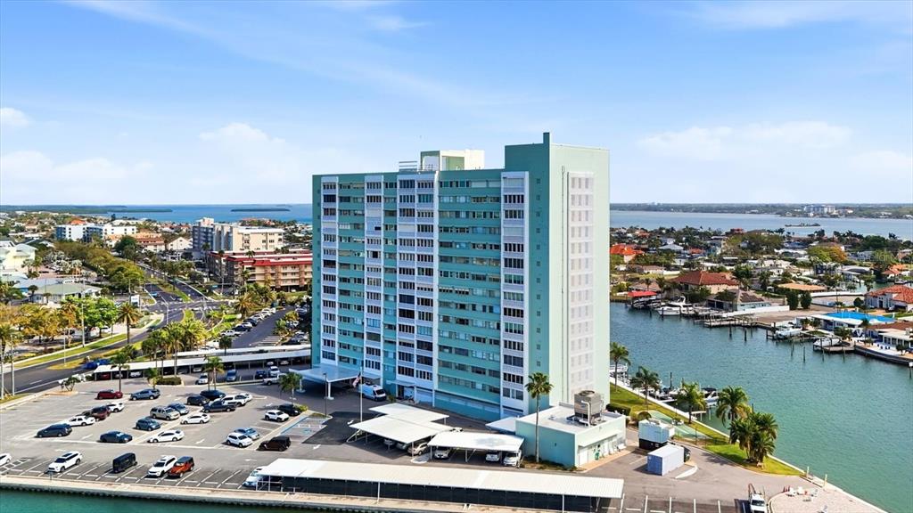 31 ISLAND WAY UNIT 1205