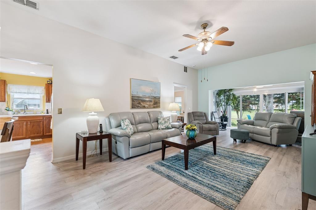 483 LAKE SUZANNE DRIVE, LAKE WALES, FL — photo 5 of 30