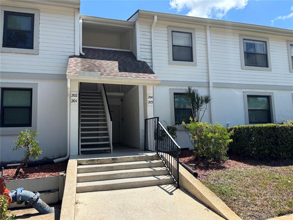 204 MEADOW LANE UNIT 204