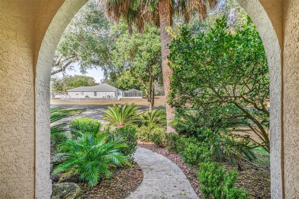 1125 N SABAL PALM WAY, INVERNESS, FL — photo 4 of 30