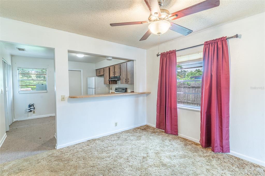 646 BEVERLY DRIVE, LAKE WALES, FL — photo 2 of 30