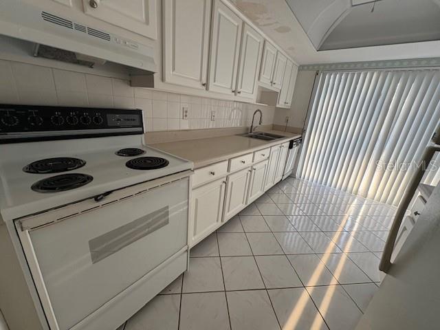 6259 GREEN VIEW CIRCLE UNIT 108, SARASOTA, FL — photo 4 of 18