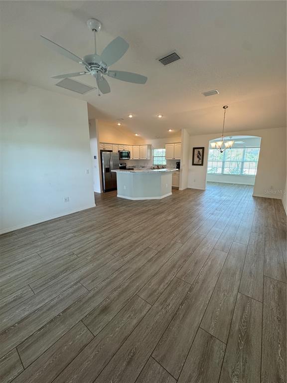 3915 WINE PALM WAY, THE VILLAGES, FL — photo 3 of 26