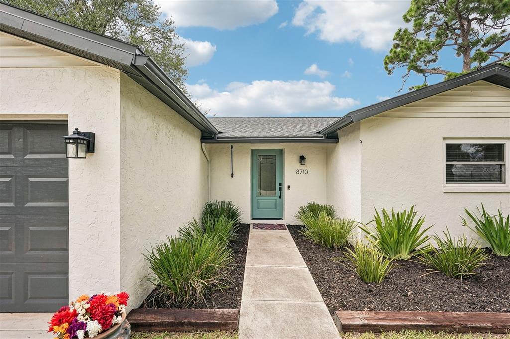 8710 FILSON PLACE, SARASOTA, FL — photo 2 of 30