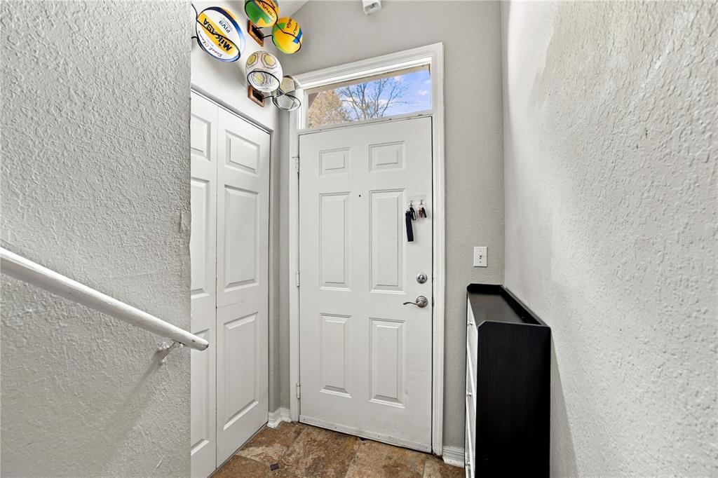 9570 LAKE CHASE ISLAND WAY UNIT 9570, TAMPA, FL — photo 3 of 30