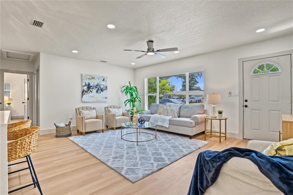 4357 32ND AVENUE N, ST PETERSBURG, FL — photo 4 of 43