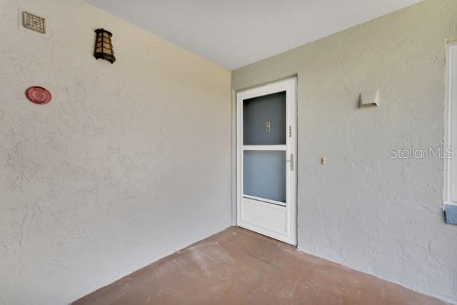 333 LAKE HOWARD DRIVE NW UNIT 204D, WINTER HAVEN, FL — photo 3 of 30