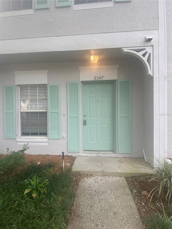 8547 HUNTERS KEY CIR, TAMPA, FL — photo 2 of 25
