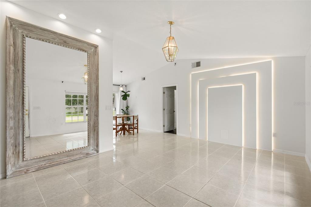 605 TAMARIN LANE, KISSIMMEE, FL — photo 2 of 30