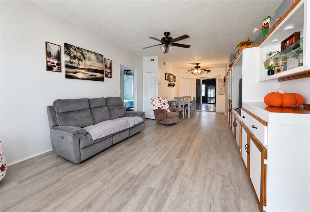 254 WERTZ DRIVE, LARGO, FL — photo 4 of 30