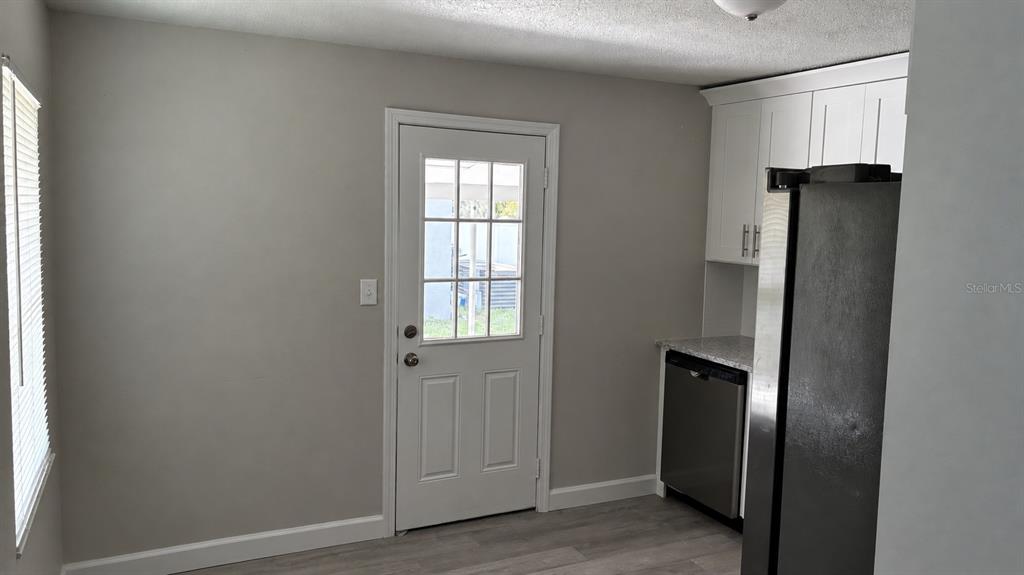 438 2ND STREET, OCOEE, FL — photo 4 of 11