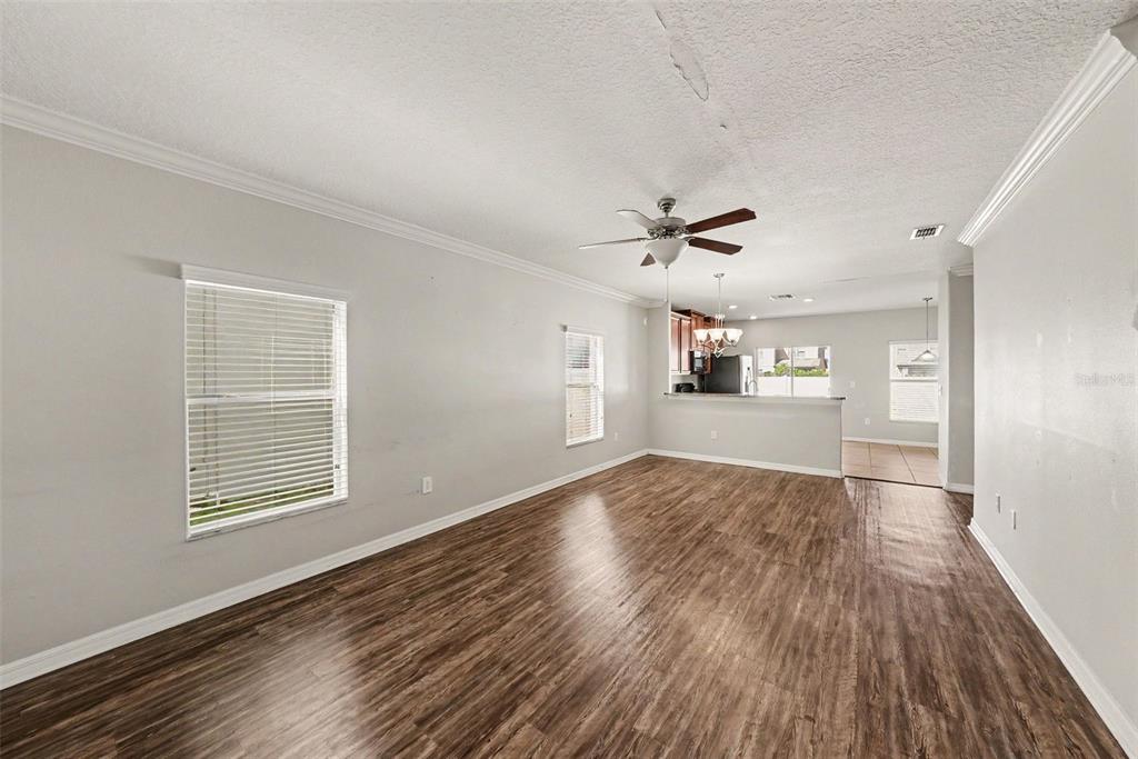 1904 HAWKS VIEW DRIVE, RUSKIN, FL — photo 2 of 16