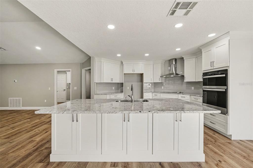 33608 OVERTON DRIVE, LEESBURG, FL — photo 2 of 23