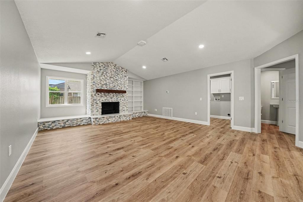 33608 OVERTON DRIVE, LEESBURG, FL — photo 5 of 23