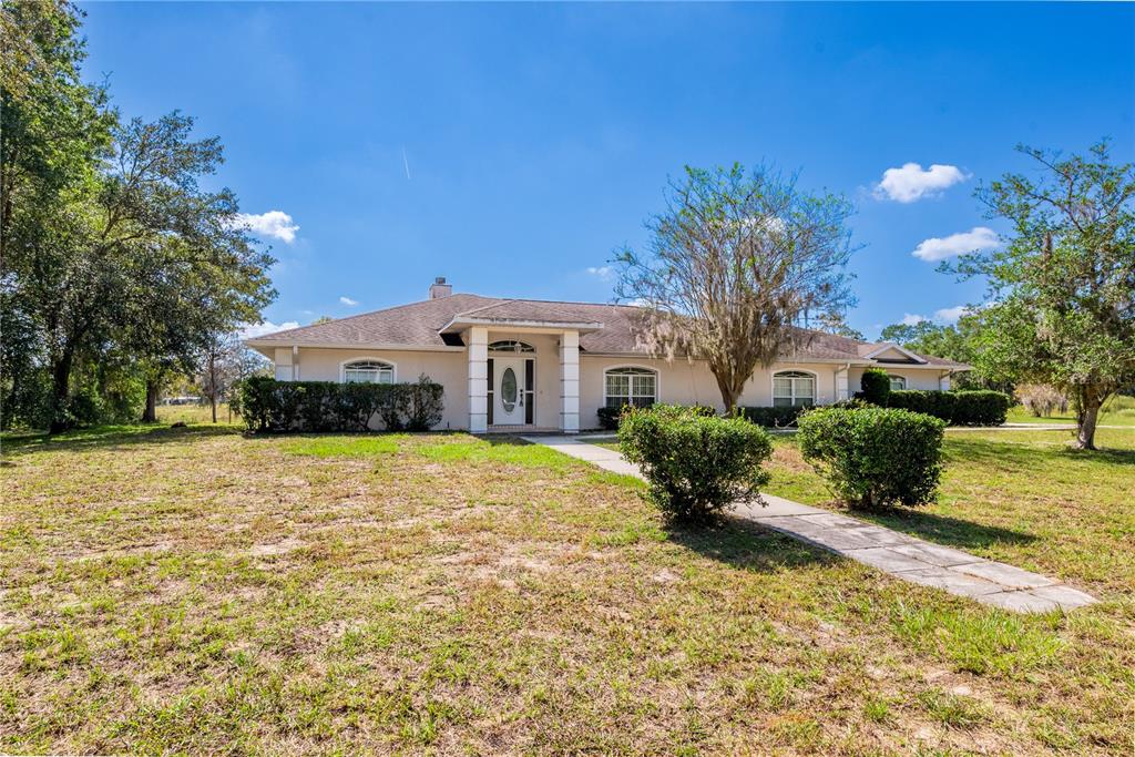 899 NE 10TH CIRCLE